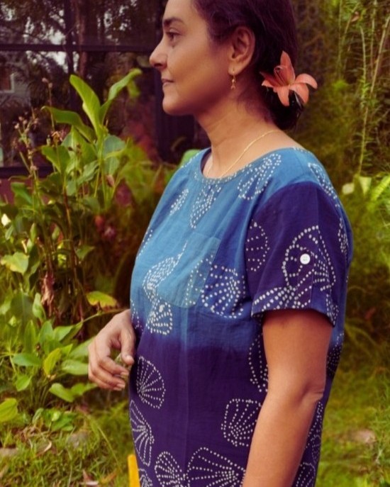 WOMEN'S POCKET TOP, 2xBLUE, OMBRE, BATIK-SEASHELL, COTTON