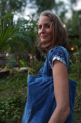 [BAG-TOT-BL_63-NON-VEL/0S] TOTE BAG, BLUE, VELVET